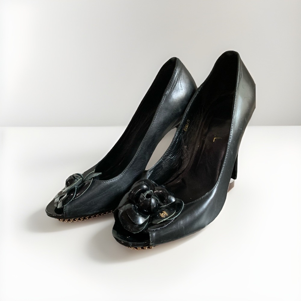 CHANEL Rare Black Lambskin Camellia Stiletto Chain Heel Size 40